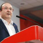 El secretario general del partido se presenta a las primarias