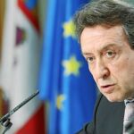 El portavoz y consejero de la Presidencia, José Antonio de Santiago-Juárez, explica los acuerdos del Consejo