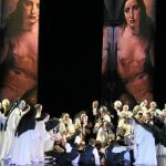 Una de las espectaculares escenas corales del montaje de «Tosca»