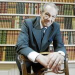 Joaquín Navarro-Valls: «Dan Brown no tiene ni idea de la Iglesia»