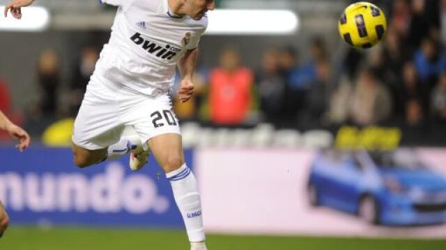 Higuaín volverá a estar en la punta de ataque madridista