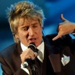 Rod Stewart publica el próximo martes el quinto volumen de la serie "The Great American Songbook", titulado "Fly Me to The Moon"