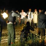 Recreación del momento en el que los milicianos fusilan a una saca de presos