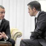 El lendakari abrió ayer su ronda de contactos con partidos con Iñigo Urkullu. Continuará con Antonio Basagoiti