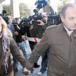Los padres de Marta, a su llegada a una de las jornadas del juicio al menor, condenado por encubrir el crimen
