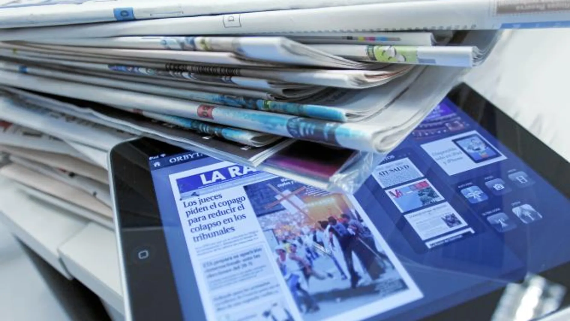 Periódicos en papel y en su edición digital