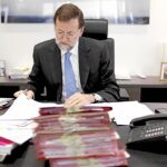 Cada día, el futuro presidente pasa horas en su despacho para preparar lo que será su gobierno