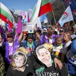 Unas 50.000 personas recorrieron ayer las calles de Budapest en protesta por los recortes sociales de los gobiernos de la UE