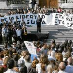 Marcha por la muerte de Puelles en junio de 2009