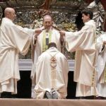 Monseñor Asenjo ordena obispo a Gómez Sierra en presencia del cardenal Amigo