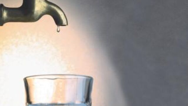 Agua del grifo