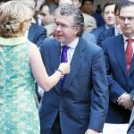 Minutos antes de conocer su salida del Ejecutivo de la Comunidad, Francisco Granados acudió, junto al resto de miembros del Gobierno regional, a la tercera toma de posesión de Esperanza Aguirre como presidenta autonómica