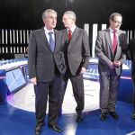 En la imagen, de izda. a dcha., Erkoreka, Jáuregui, Gallardón, Macías y Llamazares