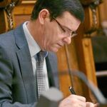Narváez, se va después de 20 años como concejal con Maragall, Clos y Hereu, para facilitar una lista renovada