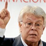 Felipe González quiere oficializar su noviazgo