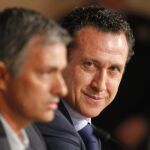 Jorge Valdano durante su etapa como director general y adjunto a la presidencia de Florentino Pérez.