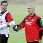 Manzano ha dispuesto de dos semanas para conocer a la plantilla tras su precipitada, aunque exitosa, llegada para suplir a Álvarez