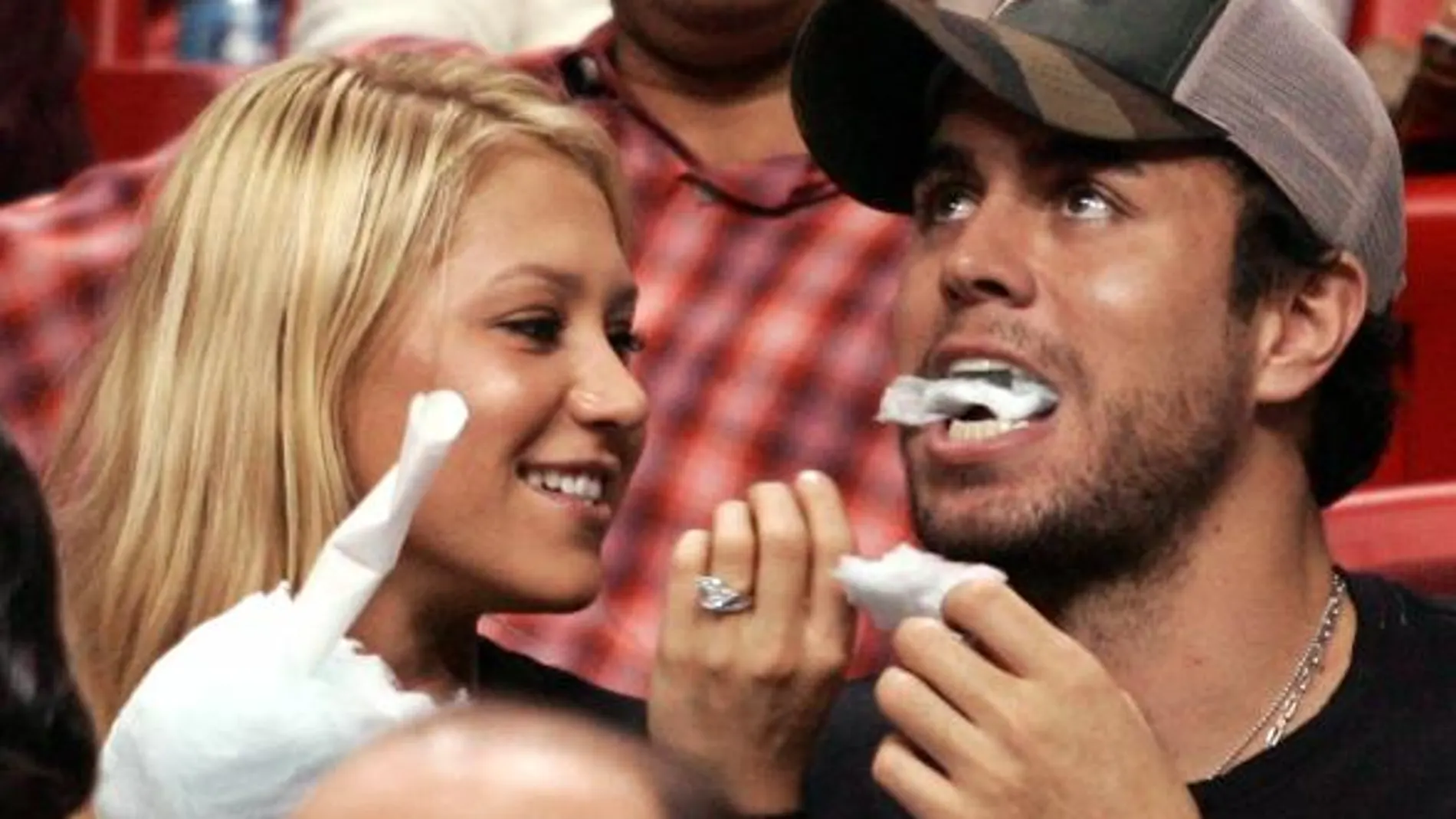 Enrique Iglesias y Anna Kournikova podrían estar esperando a su primer hijo