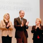 El presidente Camps durante la entrega de los premios Isabel Ferrer con motivo del Día de la Mujer
