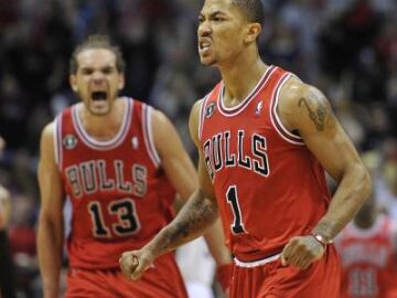 El base Derrick Rose