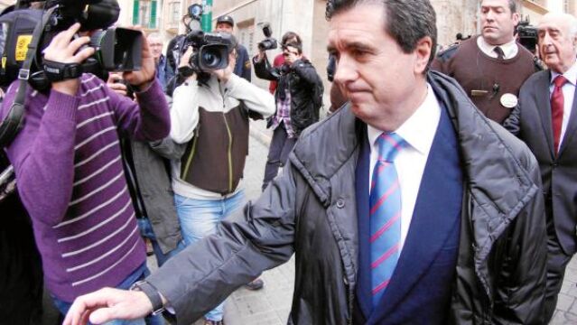 El expresidente balear Jaume Matas fue condenado porque su mujer cobraba sin ir a trabajar, lo que recuerda al caso de Jéssica, la exnovia de José Luis Ábalos