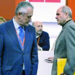 Manuel Chaves y José Antonio Griñán, en la convención municipal que se celebró en Sevilla en febrero