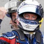 El alemán Vettel celebra su sexta «pole» en siete carreras