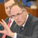 El ex director general de Salud Pública, Ildefonso Hernández, fue destituido por sorpresa el pasado 27 de febrero