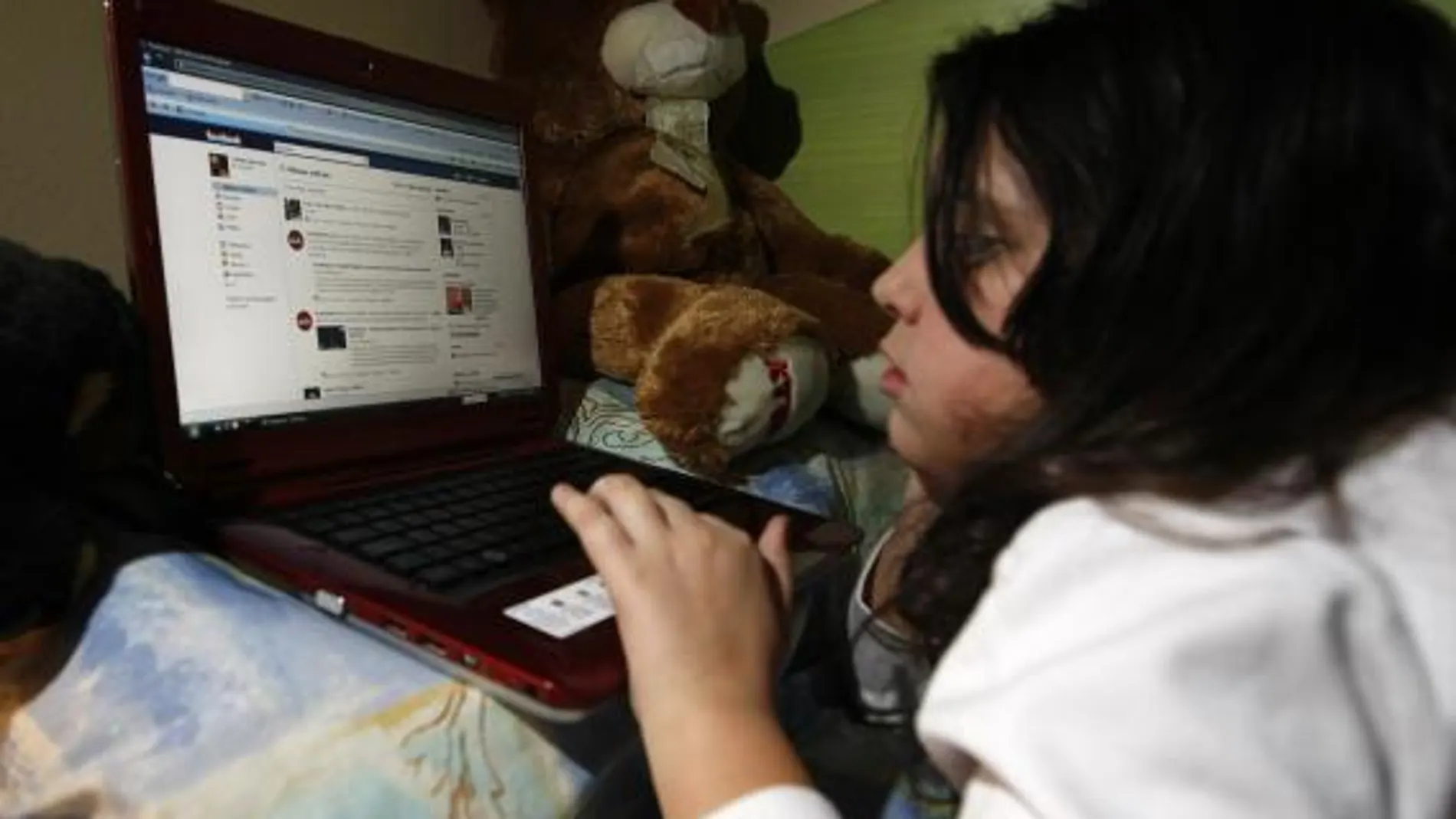 El mayor uso de las redes sociales durante el confinamiento sería uno de los factores que explicaría el aumento de casos de TCA, así como el crecimiento del número de personas menores de 12 años que lo padecen