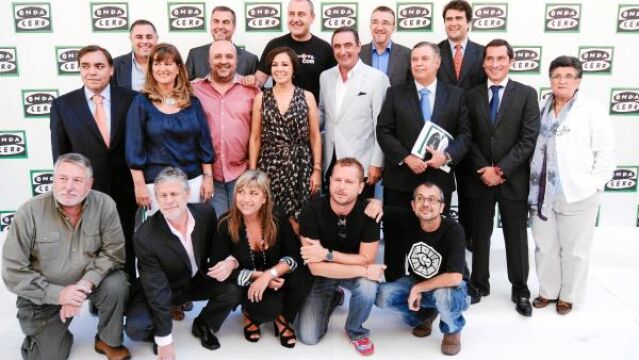 El equipo de comunicadores de la cadena, al comenzar la nueva temporada