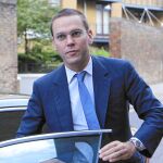 Dos directivos de News Corp. acusan a Murdoch jr. de mentir