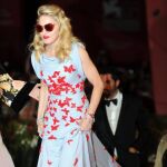 Se filtran cuatro fotos de Madonna totalmente desnuda