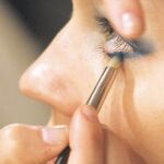 Cosméticos: pintauñas, pintalabios o tintes ponen en riesgo la salud