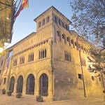 Entre pinchos y restos medievales