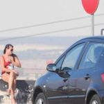 El argumento esgrimido por Interior es que las trabajadoras distraen a los conductores