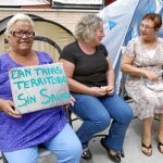 Los vecinos de Can Tries en Viladecavalls siguen con su protesta desde el 1 de agosto