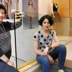 kina fernández y María álvarez: Al acabar COU María se marchó a Italia a estudiar moda. Allí pudo trabajar mano a mano junto a Giorgio Armani hasta que hace año y medio volvió a España para trabajar junto a su madre, la diseñadora gallega Kina Fernández