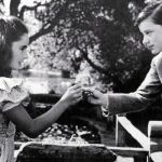 «There's One Born Every Minute» (1942)