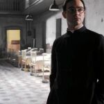 El santo de lo Cotidiano: El británico Charlie Cox se mete en la piel del joven Escrivá de Balaguer