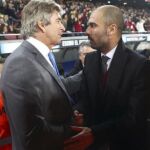 Guardiola saluda a Pellegrini en el partido de ayer