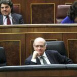 Fernández Díaz: «Repugna que etarras con graves atentados estén libres en 15 años»