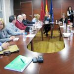 Reverte, Sotoca y Palacios (centro) presidieron el encuentro con los sindicatos para alcanzar un acuerdo