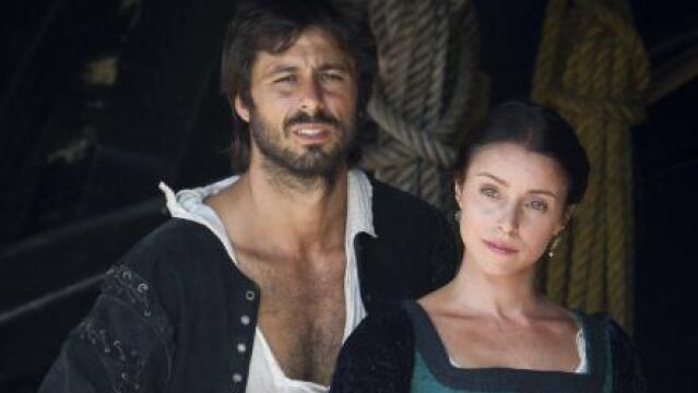 Ingrid Rubio y Hugo Silva: batalla de piratas en Cádiz