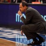 Messina dice que se va por la falta de unión