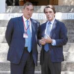Juan Rosell y José María Aznar, ayer, en el Campus FAES