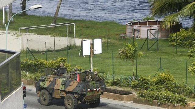 Duros enfrentamientos en Costa de Marfil