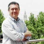 «Zoido tiene un rictus molesto está enfadado y contagia a la ciudad»