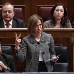 La ministra de Defensa, Carme Chacón, en una de sus intervenciones durante la sesión de control del pleno del Congreso de los Diputados.