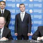 Antonio Brufau y Musá Bazáev, propietario de Alliance, firmaron en Moscú el acuerdo