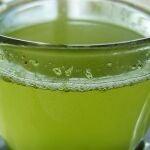Una infusión de ajo y limón puede ayudar a rebajar los niveles de colesterol